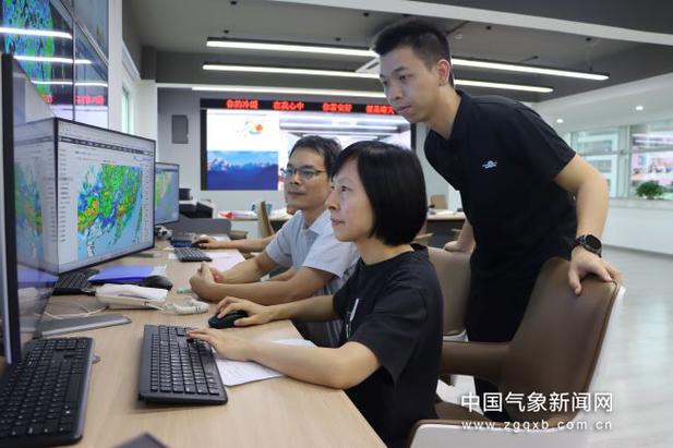 各地气象部门强化"叫应"机制 以针对性举措做好防汛抗洪救灾气象服务